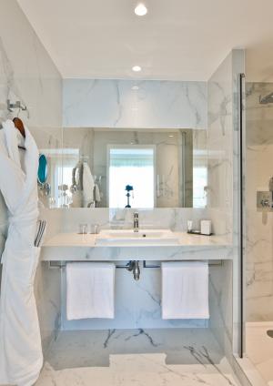 La Villa Port d'Antibes & Spa